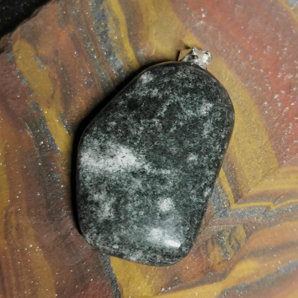 Phonolith Anhänger